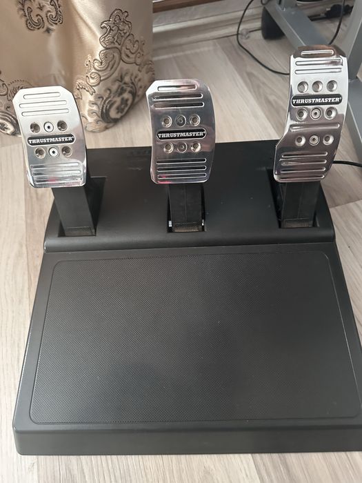Volan trustmaster tx leather edition