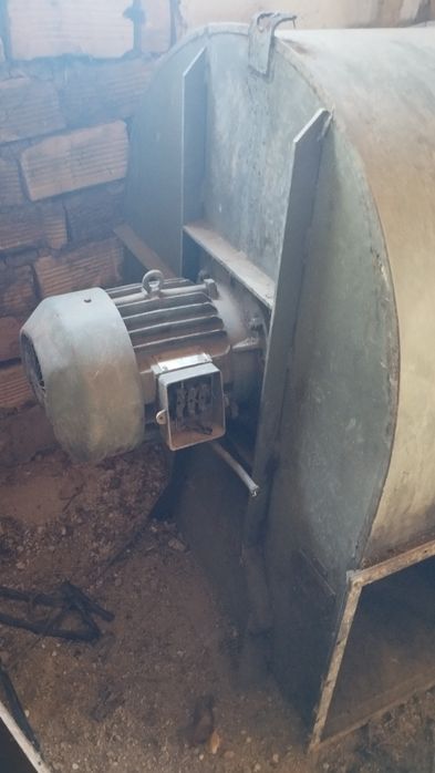 Аспирация, вентилатор тип охлюв. Два броя.