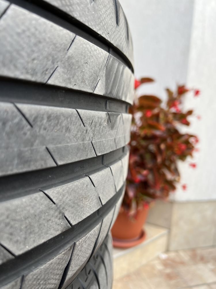 Гуми 255/40/20 Bridgestone Turanza