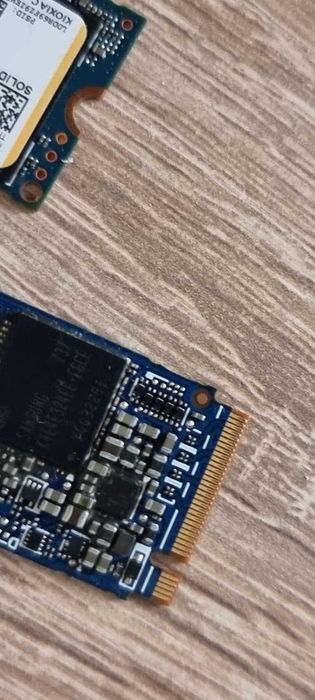 se vind 2 ssd de 256gb