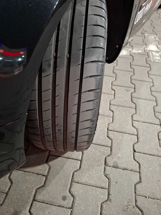 Anvelope vara 235 45 17