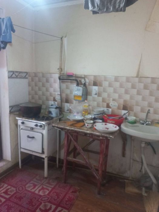 Чирчик шахар 3 микро район 2 х 58 кв/м сотилади Нархи 27.000$ Наличка