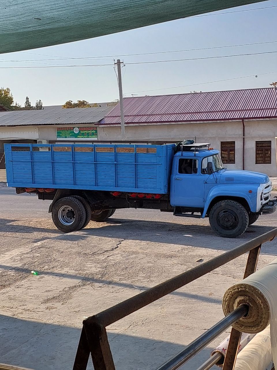 Zil 130 G sotiladi