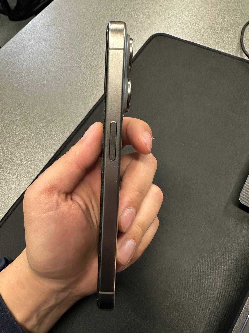 Iphone 15 pro емкость 100%