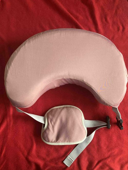 Възглавницата за кърмене Матеа