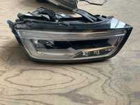 Оригинален десен фар за Audi Q3. Фейслифт. 15-18. Bi-Led.