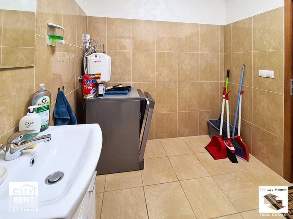 Дава се под наем Магазин в Велико Търново, Колю Фичето - 130 кв.м за 770 € - Снимка #9