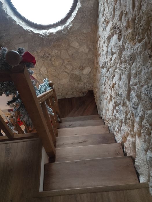 Tâmplărie lemn masiv Constanța.