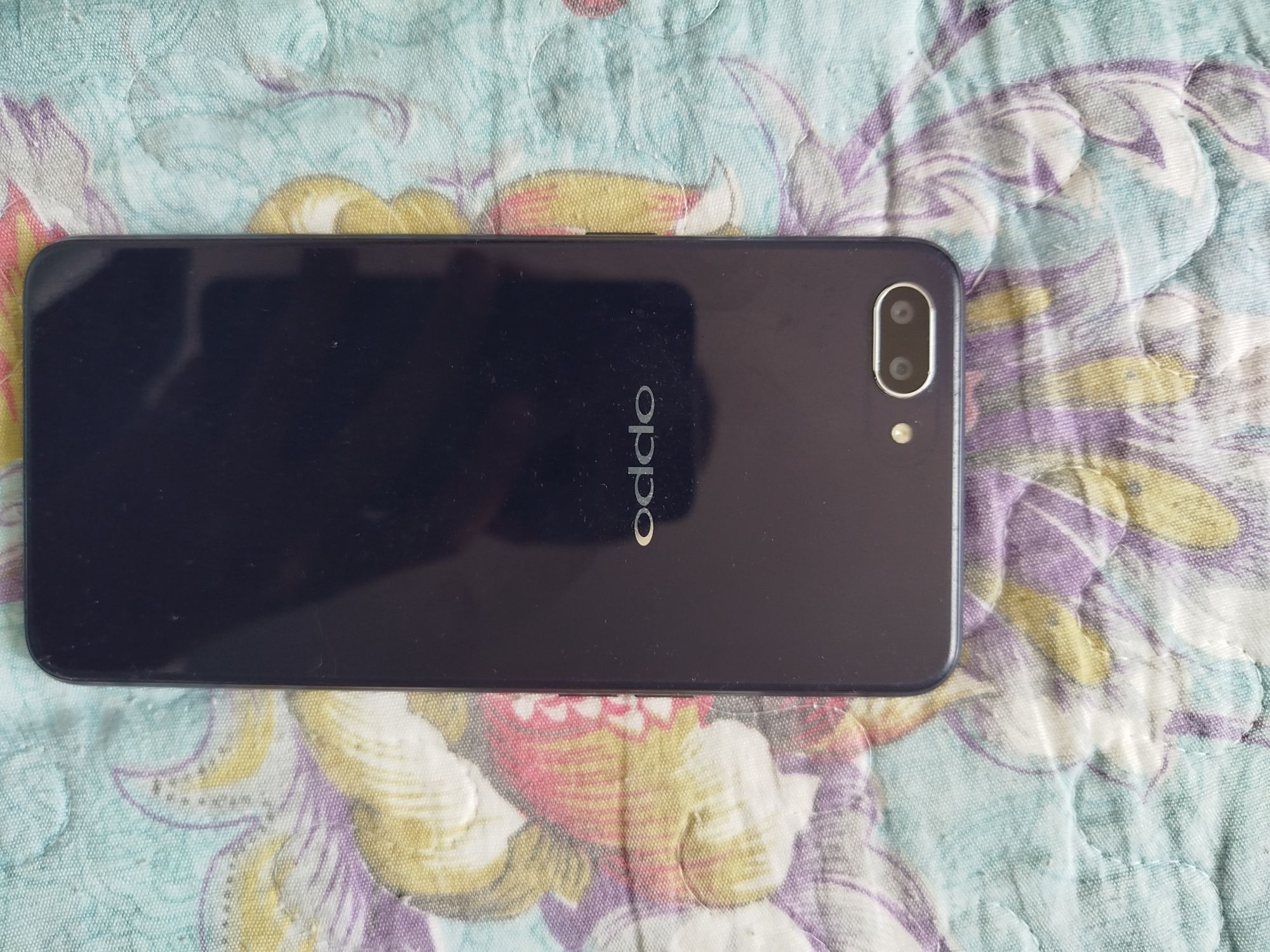 Oppo A5,  64 гб хороший состояние