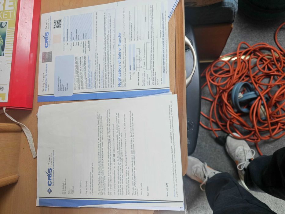 Продавам каравана в прекрасно състояние 2004 г.