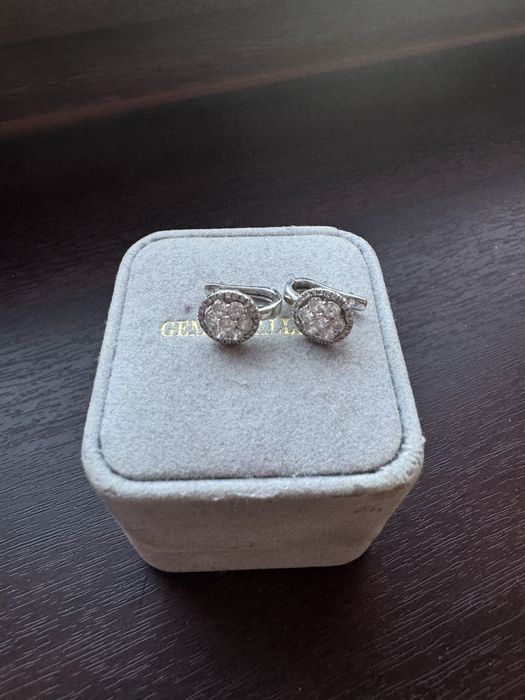 Серьги золотые с бриллиантами