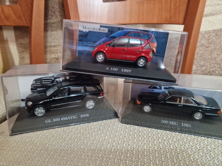Mercedes мащаб 1:43