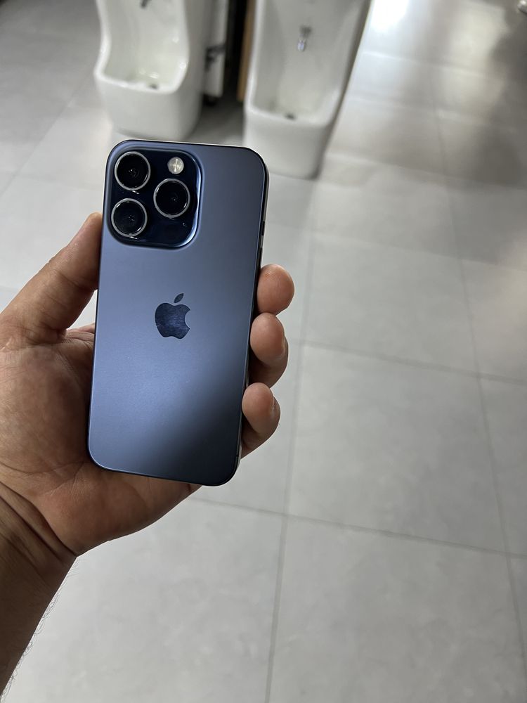 iPhone  15 Pro 86% e-SIM 128GB