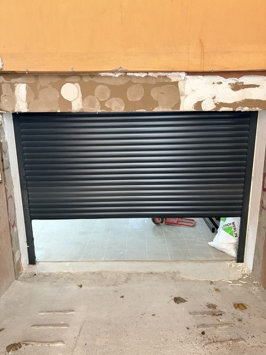 Usa garaj tip rulou automata