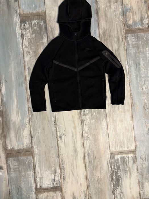 Nike tech fleece 147 -158