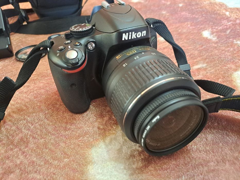 Фотоапарат Nikon D5100 + AF-S NIKKOR 18-55mm + Чанта