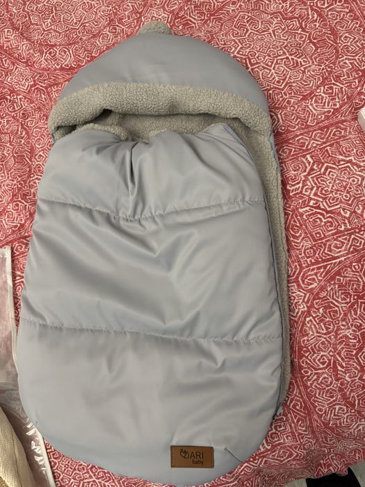 Продам детский конверт новый