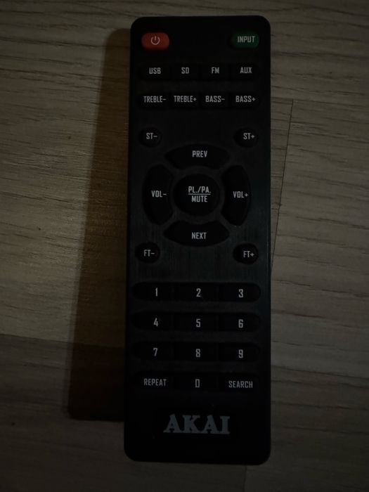 Кино система AKAI  3+1  ( Bluetooth + FM )