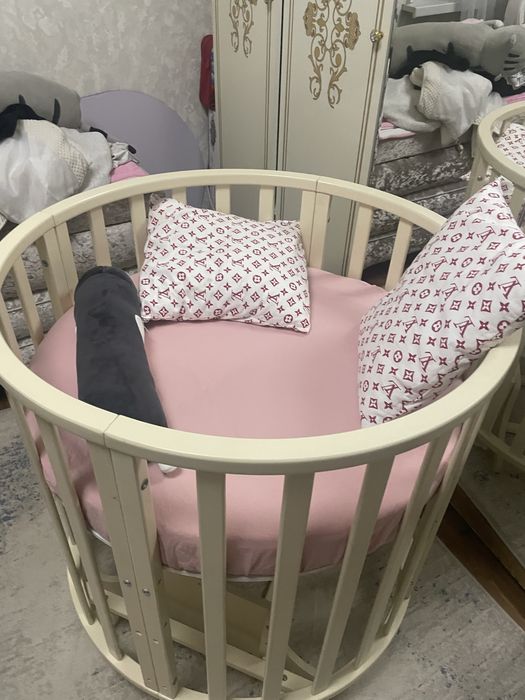 Манеж 8/1  в хорошем состояний