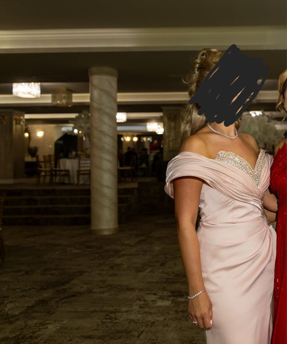 Vând rochie eleganta mărimea 38 - M