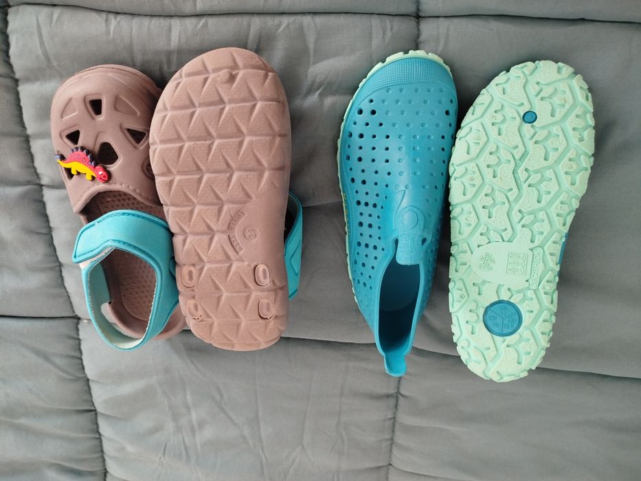 Vând lot papucei vara