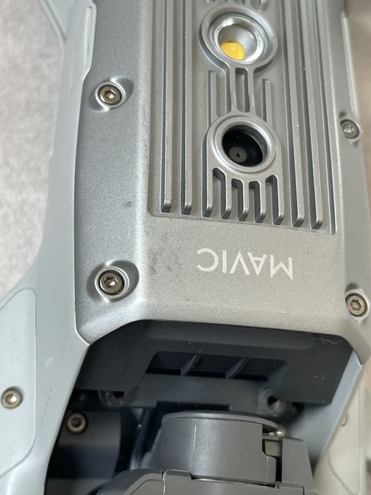 Дрон DJI Mavic Air 2 Fly more combo