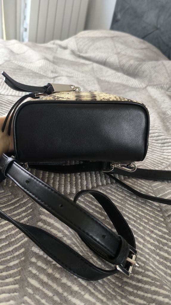 Нова раница Michael Kors