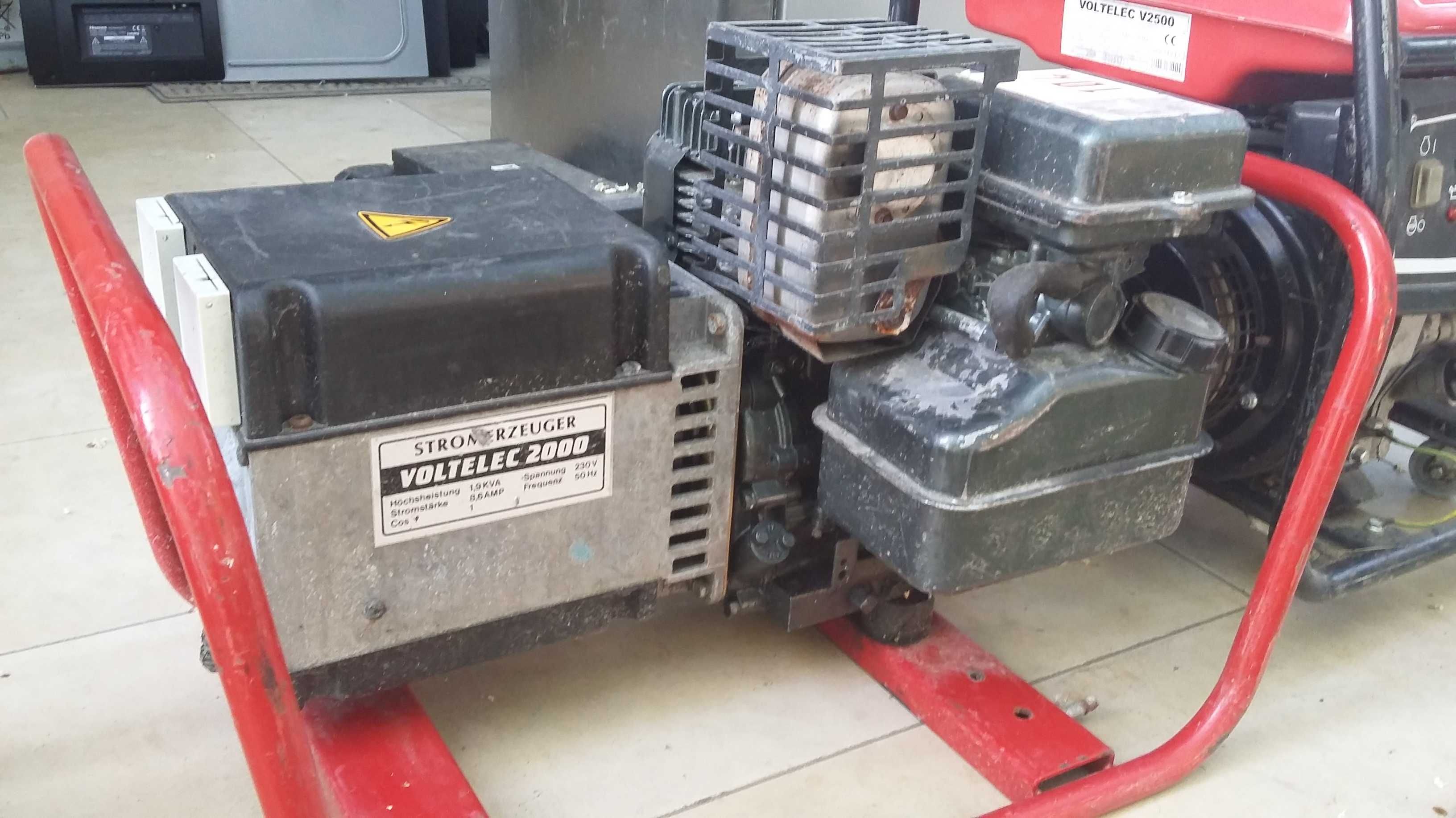 Vînd generator electric PROFESIONAL-BOSCH,TECUMSEH,etc 2-2,5zKW funcţi