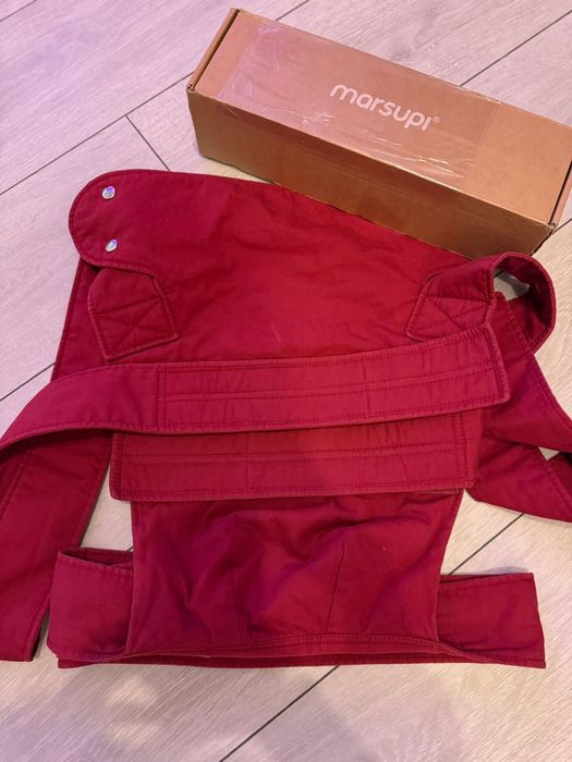 Sistem de purtare Marsupi