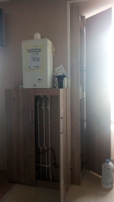 Плотник/Сантехник/Мебельщик.