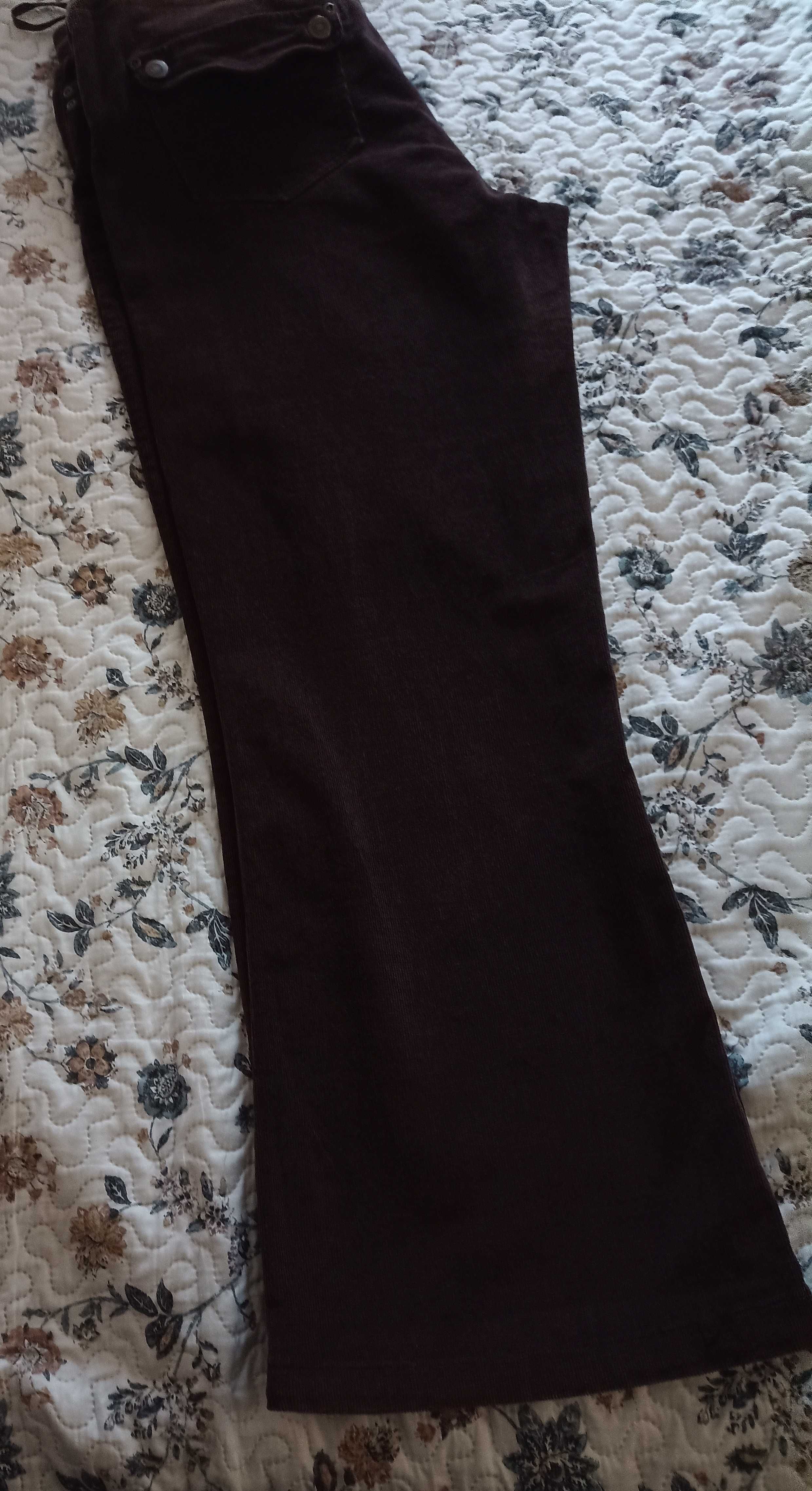 Pantaloni de dama raiați catifea maro ciocolatiu