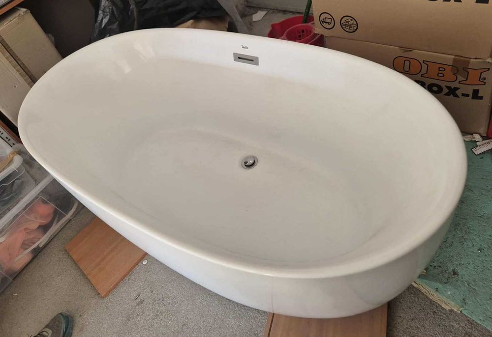 Свободностояща Вана Wellis