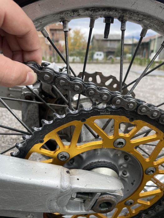 Продава се Yamaha wr 250f 2004