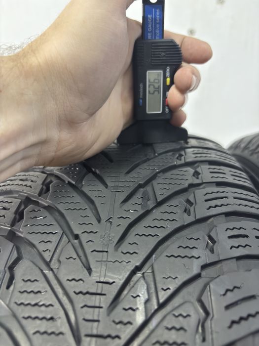 215/65R17 103H Nokian Tires we suv4 extra load