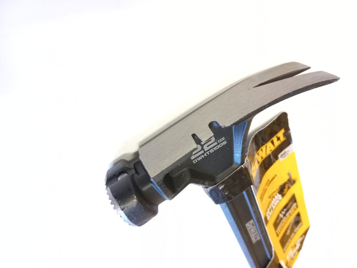 Чук DeWALT 22oz  с магнит/620гр.