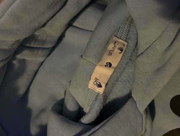 Hanorac Off-White x Jordan, mărimea XL (fit M-L), stare foarte bună