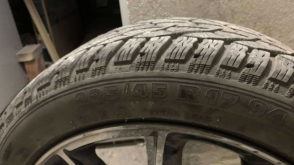 Зимни гуми 225 45 17 с джанти AEZ