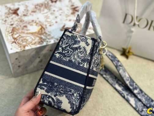 Geanta de mana dama Dior 260328