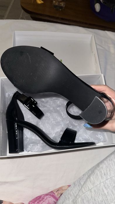 Tocuri negre Jenny nefolosite