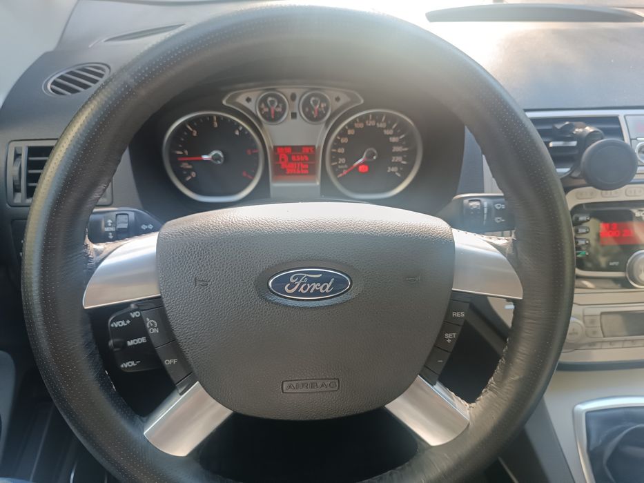 Ford kuga #4×4#200 cai#2011