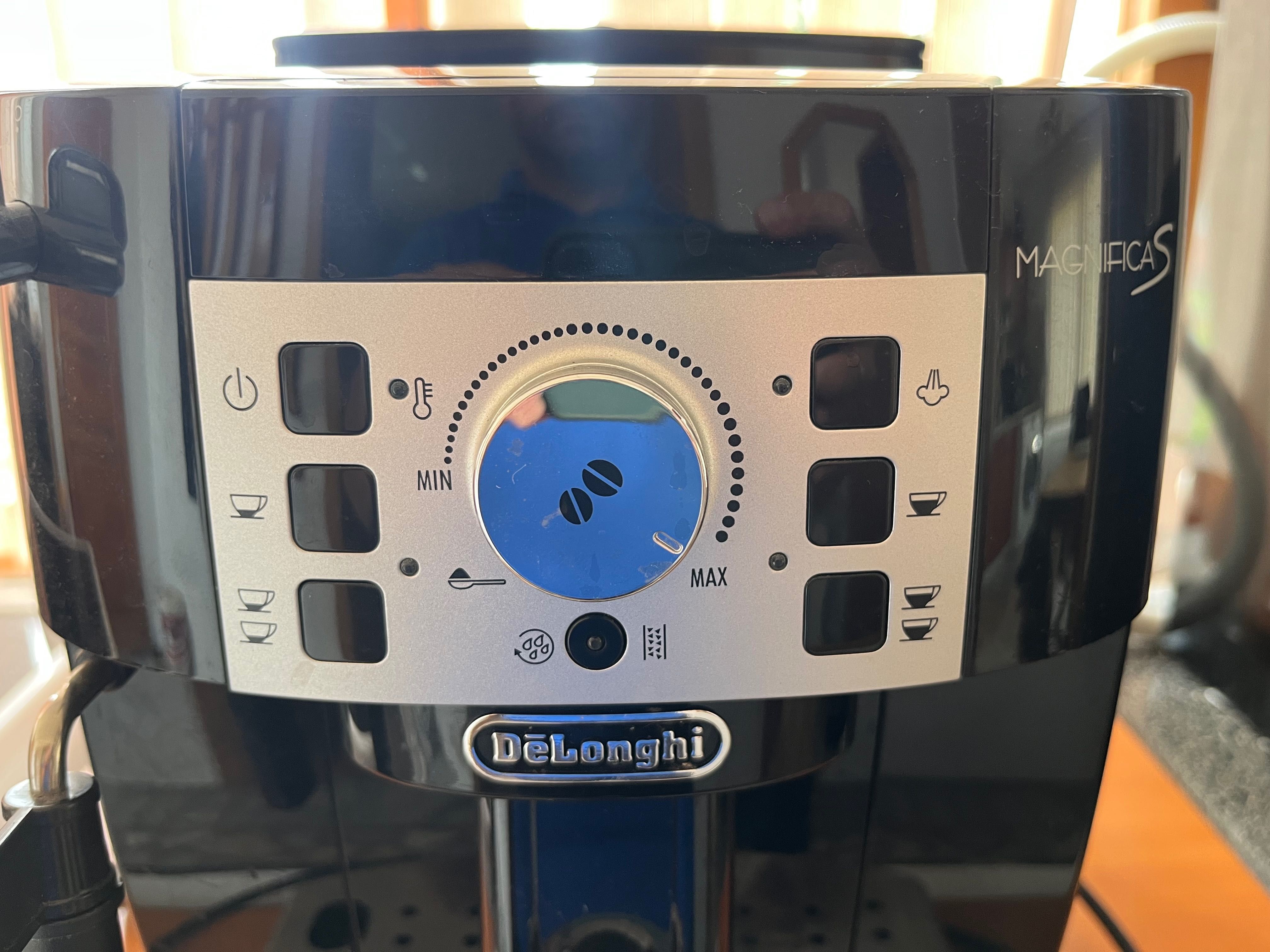 Delonghi Magnifica S ECAM 22.110.B.
