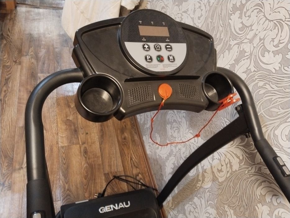 Беговая дорожка сатылады