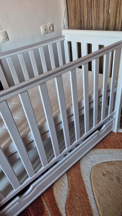 Pătuț bebe impecabil