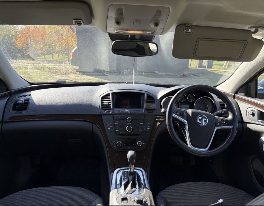 Dezmembrez opel insignia 2.0 cdti 160cp cutie automata