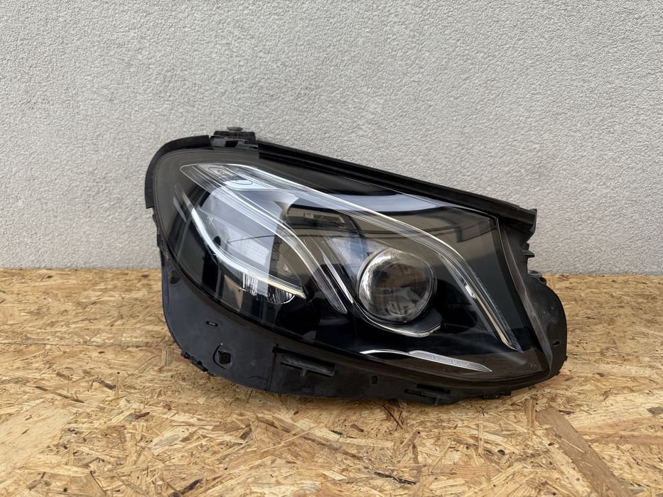 Far dreapta Mercedes E Class W213 Full LED MULTIBEAM BLUE Original