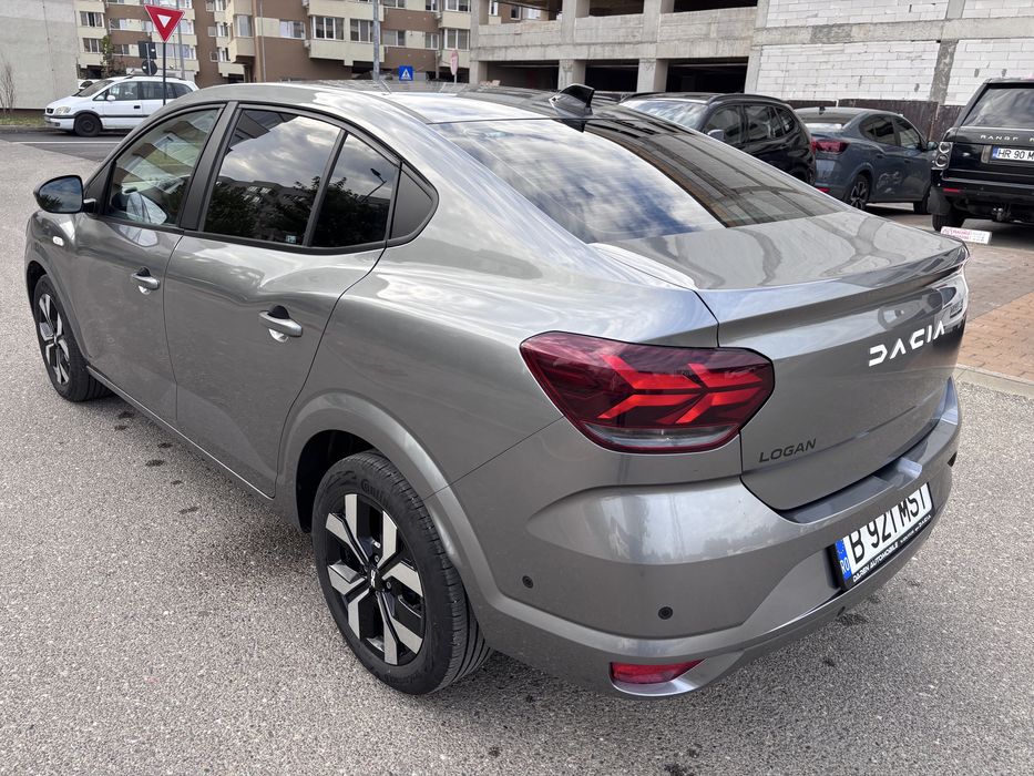 Dacia Logan 12.2024, 30.000km Varianta Journey + Unic proprietar P.j.