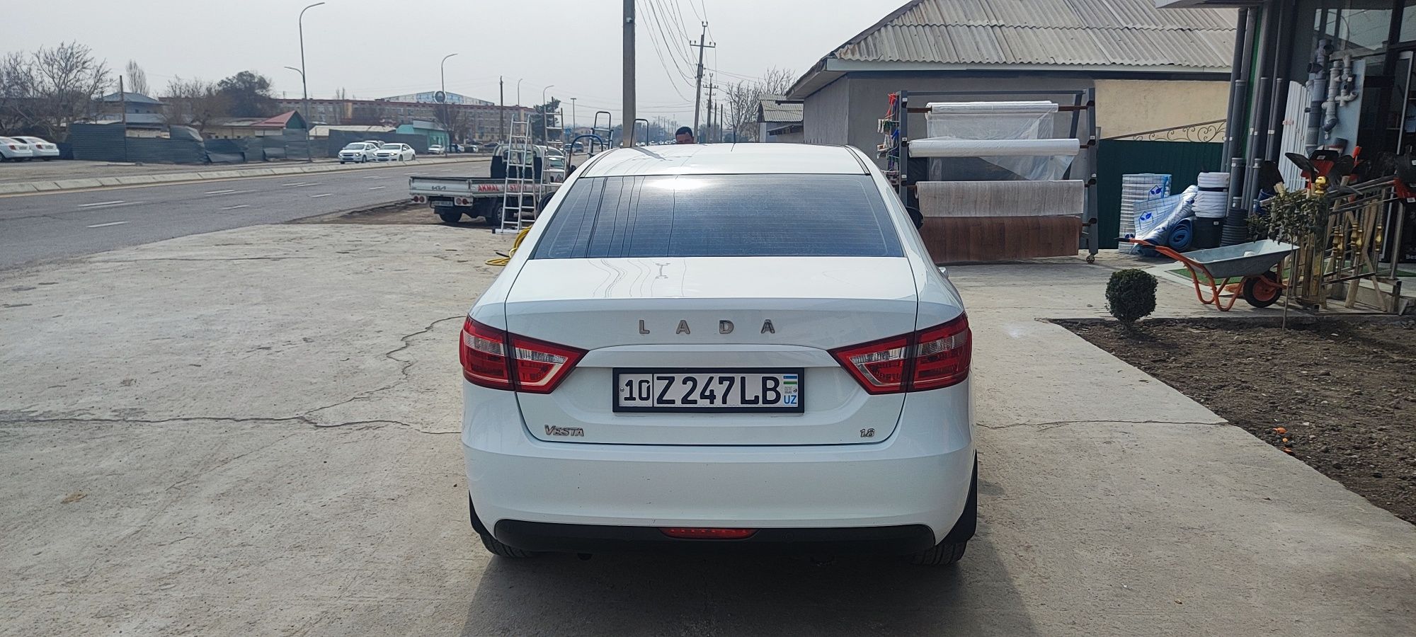 Продам Лада Веста 1.8.
