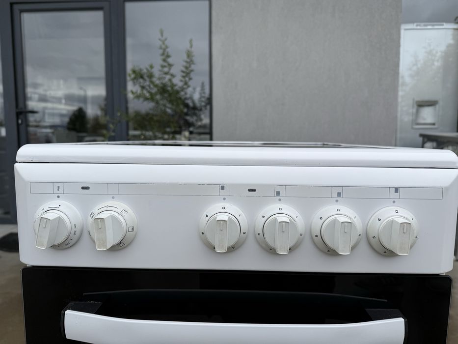 Печка с керамичен плот Сименс 50 см