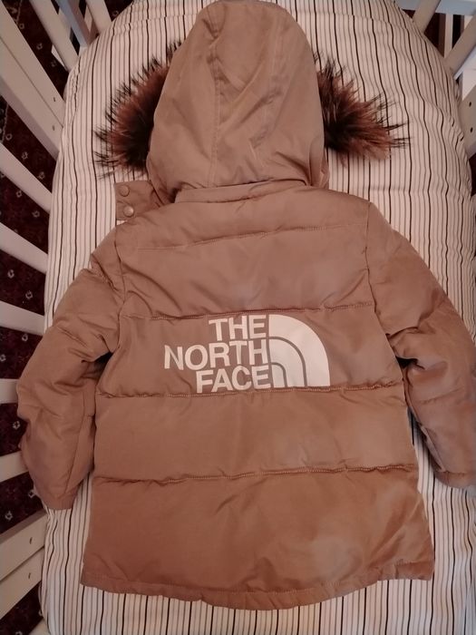 Пуховики на мальчика 3-5 лет.