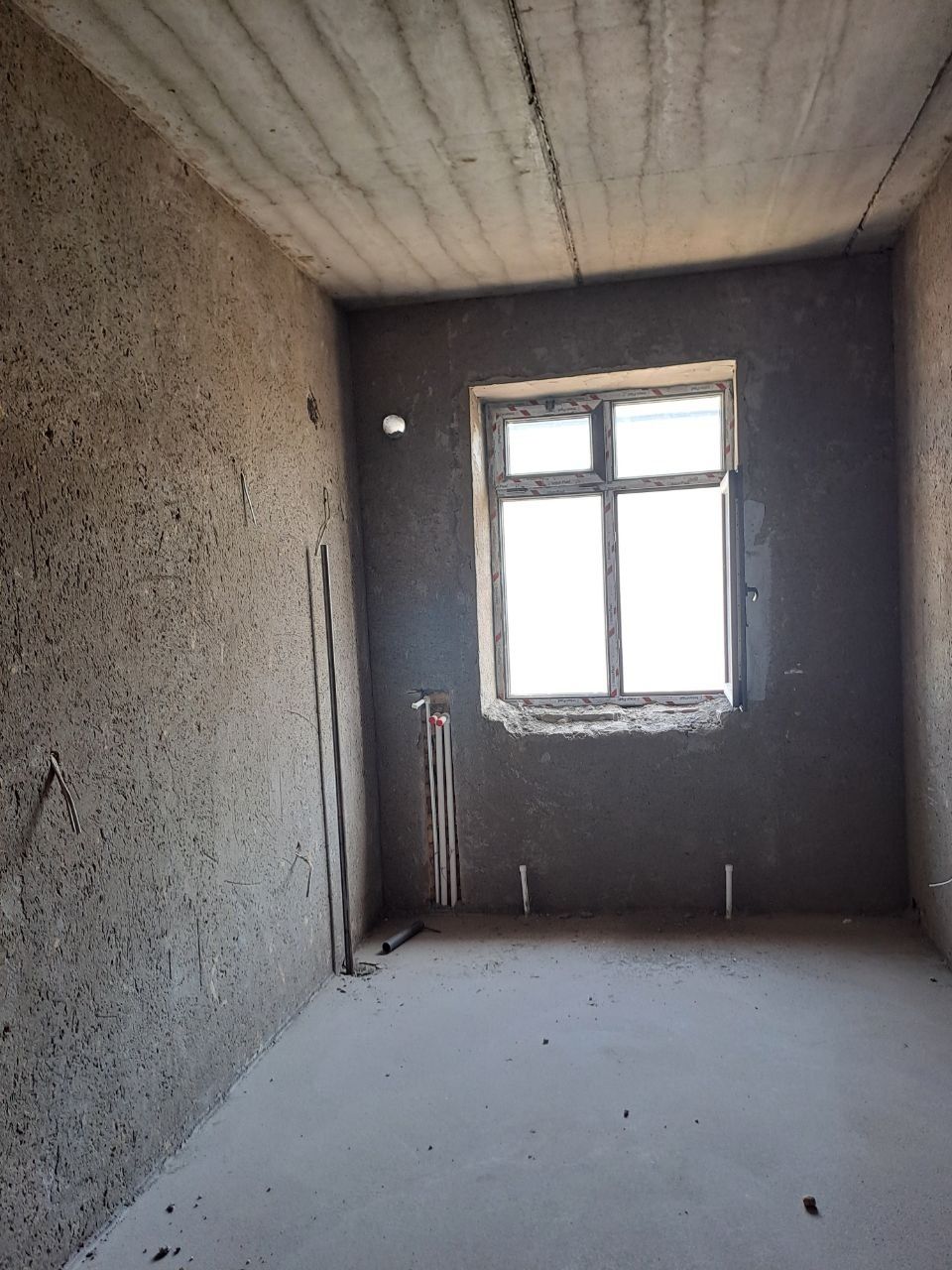 Yangi qurilgan domlardan kvartira sotiladi